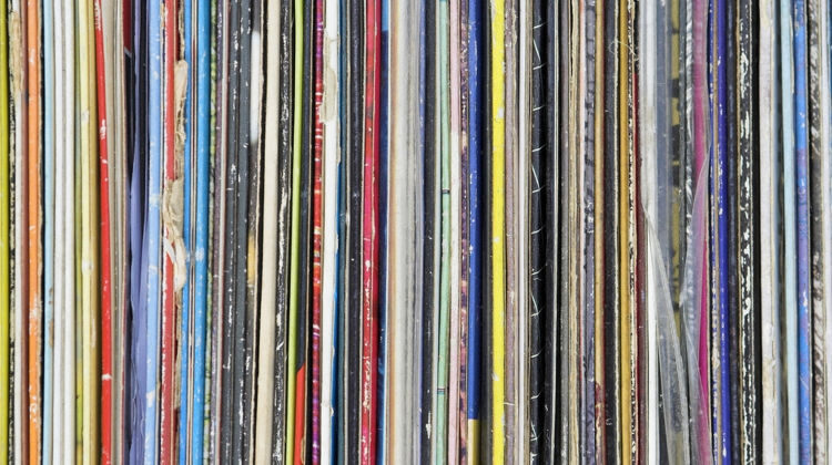How to Identify a Vinyl Record Album Using Discogs 
